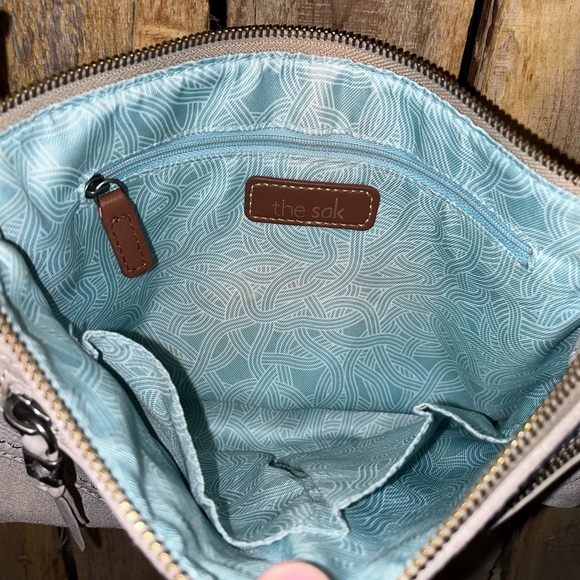 The Sak Leather Shoulder Bag - Picture 7 of 8